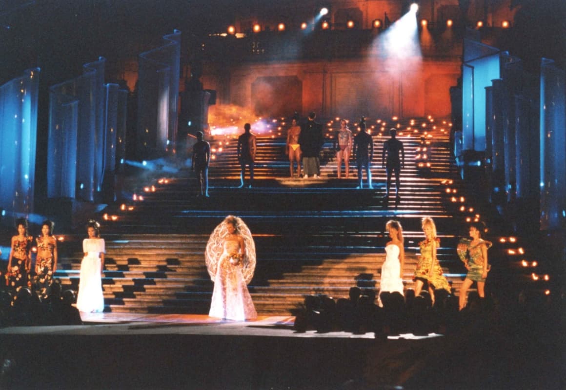 2001 “Donna Sotto le Stelle” presented as part of ALTA MODA