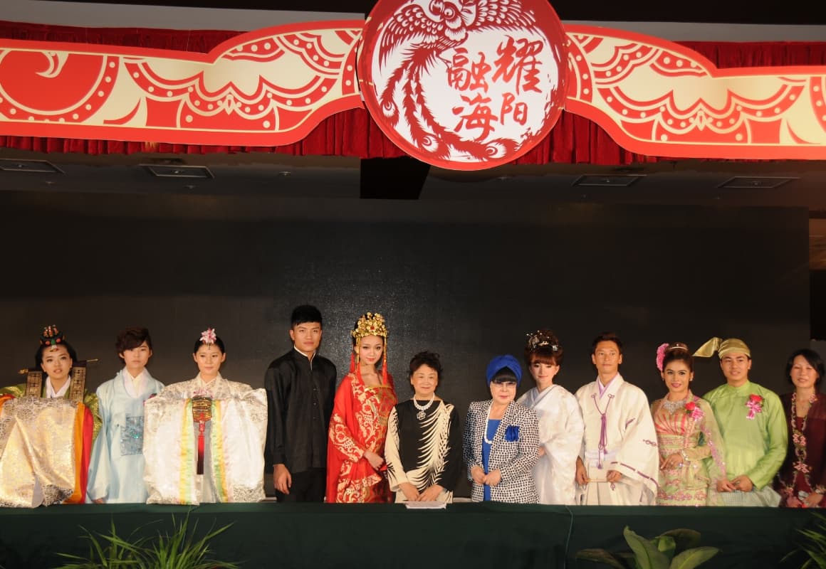 2011 Asia Bridal Summit / Yumi Katsura Bridal Collection in Haiyang