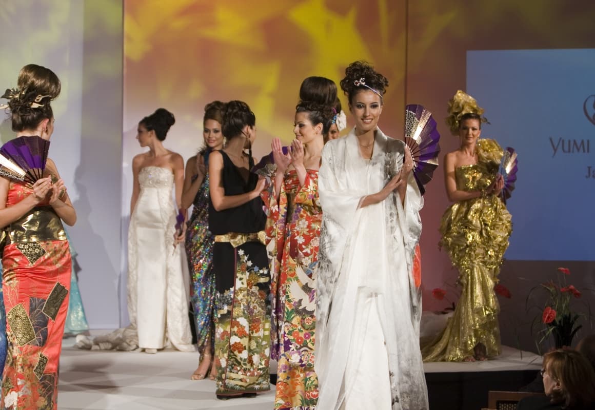 2006 Yumi Katsura Haute-Couture Collection in Dubai