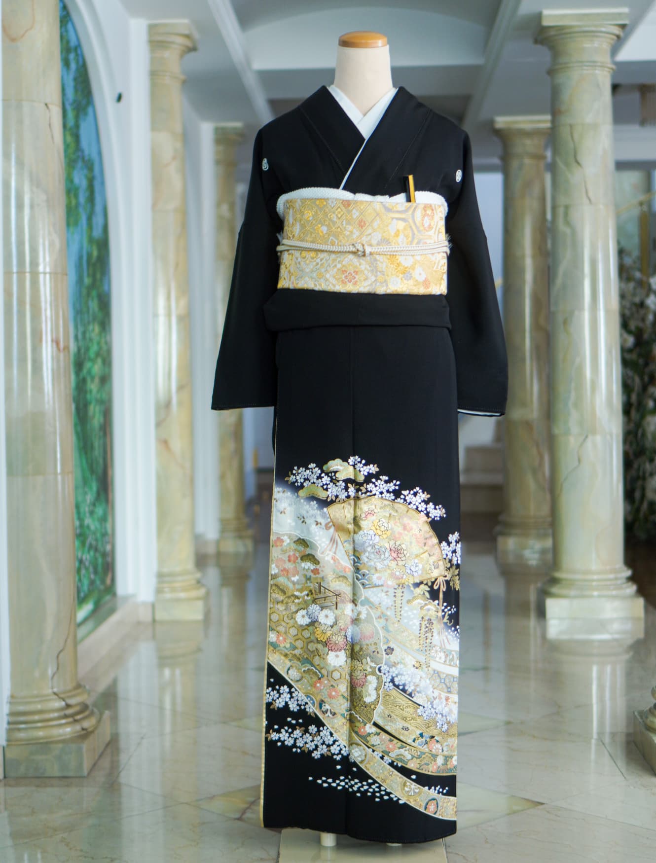 扇面牡丹に雪輪熨斗