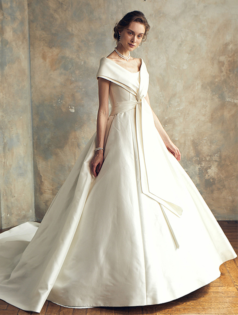 https://www.yumikatsura.com/wedding_dress_rental/ak10901-ow