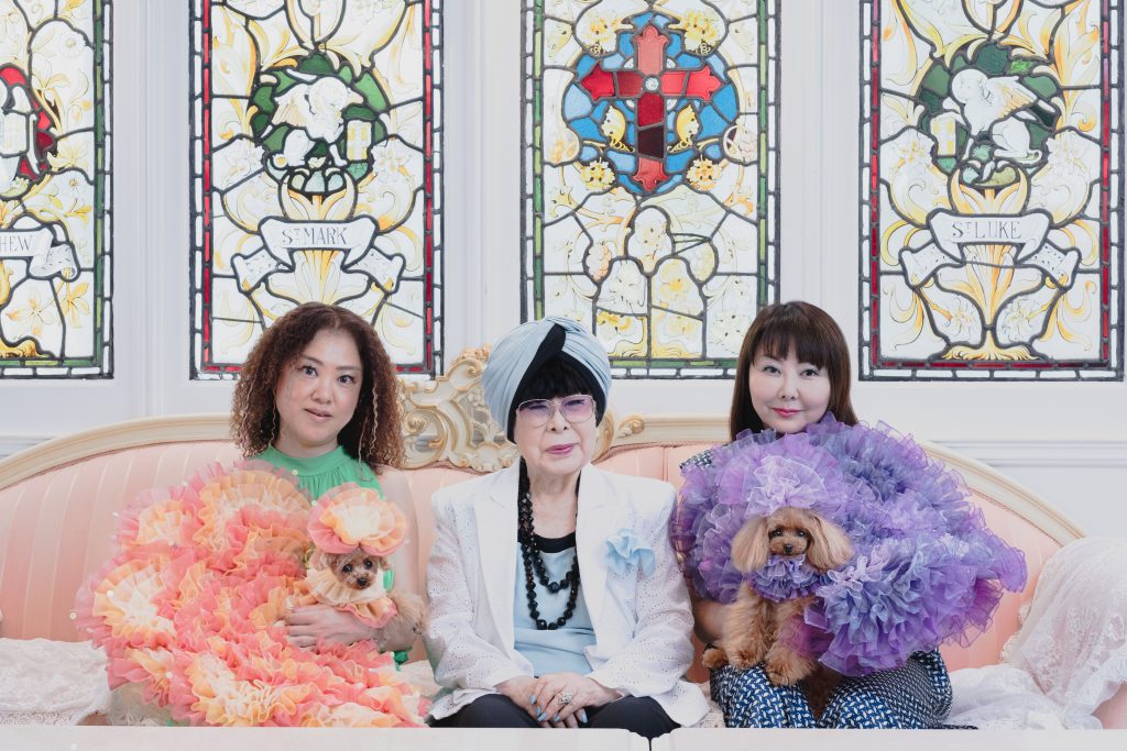Yumi Katsuraが人気のドッグサロンPUPPILY HILLSと初の