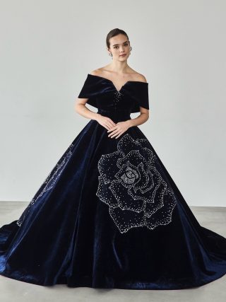 YUMI KATSURA OFFICIAL WEBSITE | ユミカツラ公式サイト｜ブライダル